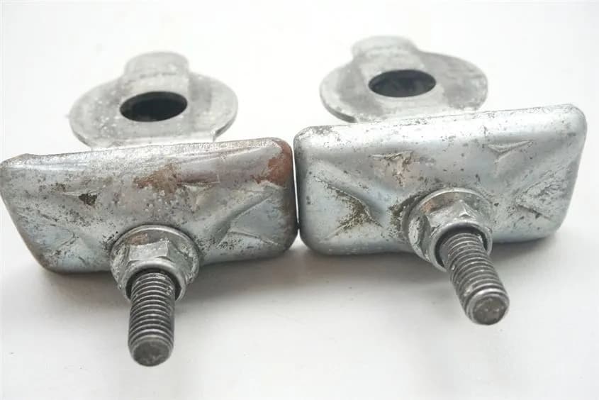 SUZUKI GZ 125 MARAUDER KETTENSPANNER