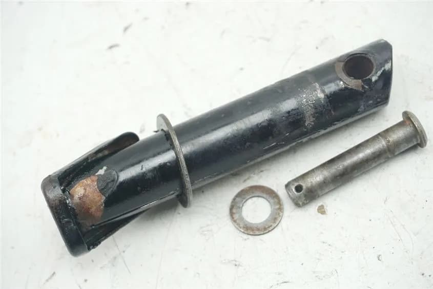 HONDA SLR 650 RD09 FUßRASTE SOZIUS LINKS FOOTREST