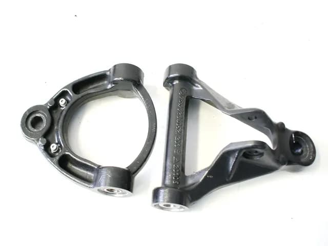 BMW K 1200 S K12S UMLENKUNG HALTERUNG TRAILING ARM