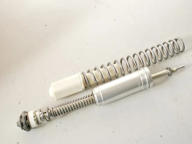 KAWASAKI ZX-6R ZX600R GABELINNENTEILE GABEL FEDER