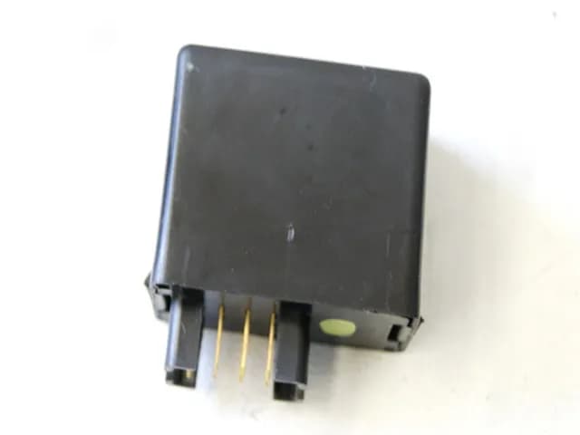 SUZUKI GSX-R 600 WVB2 BLINKRELAIS BLINKERRELAIS