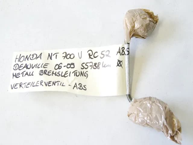 HONDA NT 700 V RC52 DEAUVILLE ABS BREMSLEITUNG METALL