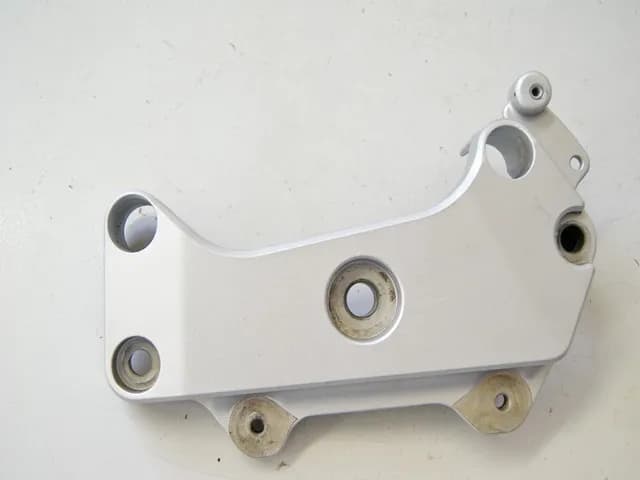 HONDA CB 600 PC36 HORNET GRUNDPLATTE FUßRASTENTRÄGER LINKS