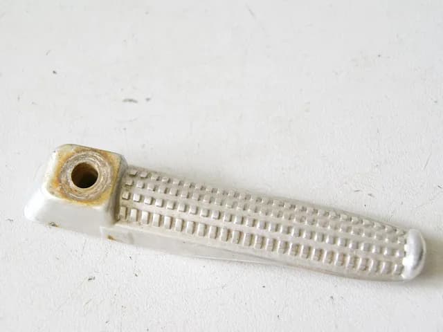 BENELLI VELVET 250 LC M7 FUßRASTE SOZIUS RECHTS