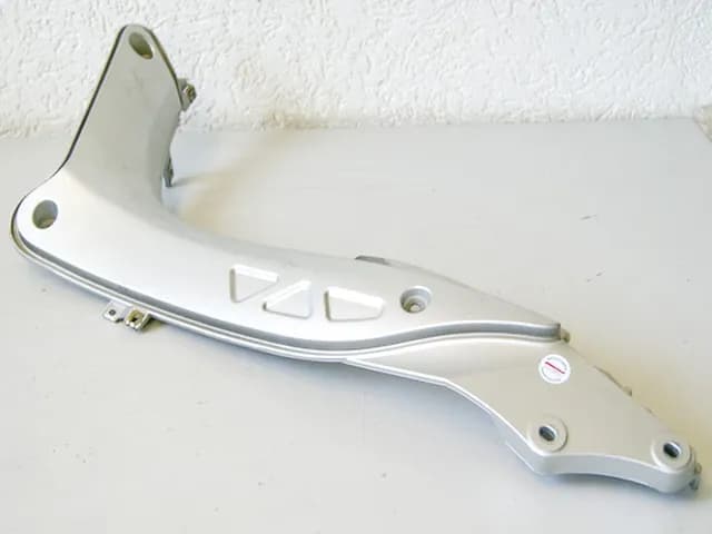 YAMAHA XQ 125 MAXSTER VERKLEIDUNG FUßRAUM LINKS