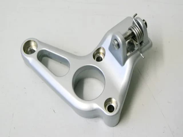 BMW R 850 R R21 WB104 FUßRASTENTRÄGER FAHRER LINKS FUßRASTENPLATTE