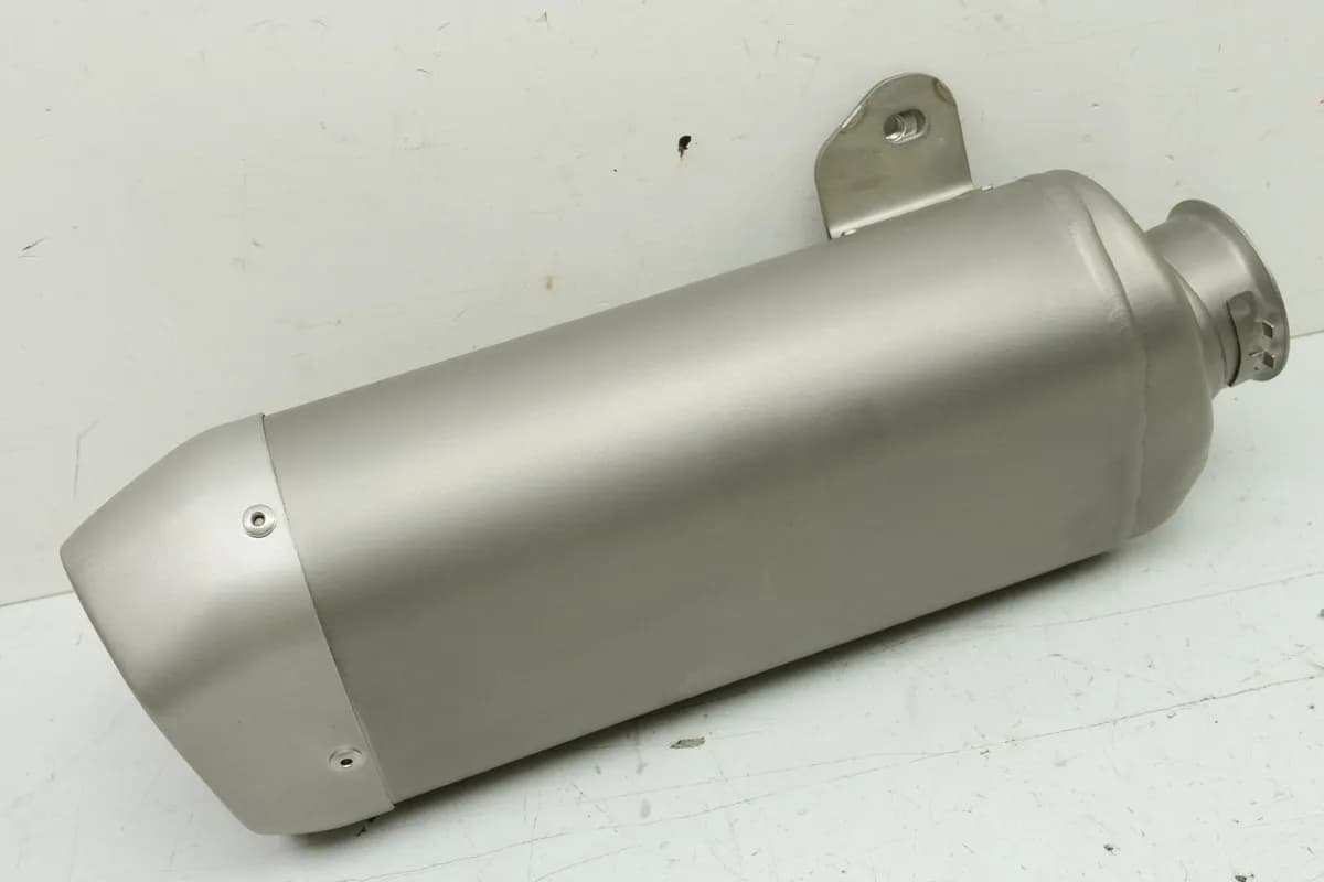 YAMAHA MTN 1000 MT-10 RN78 - Auspuff original Schalldämpfer Endschalldämpfer