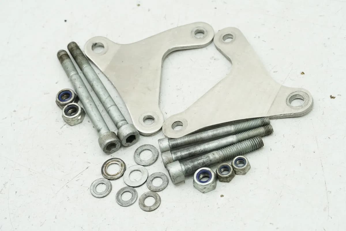 Aprilia Pegaso 650 GA (MX) Halterung Motor Schrauben Motorhalter Halteplatte