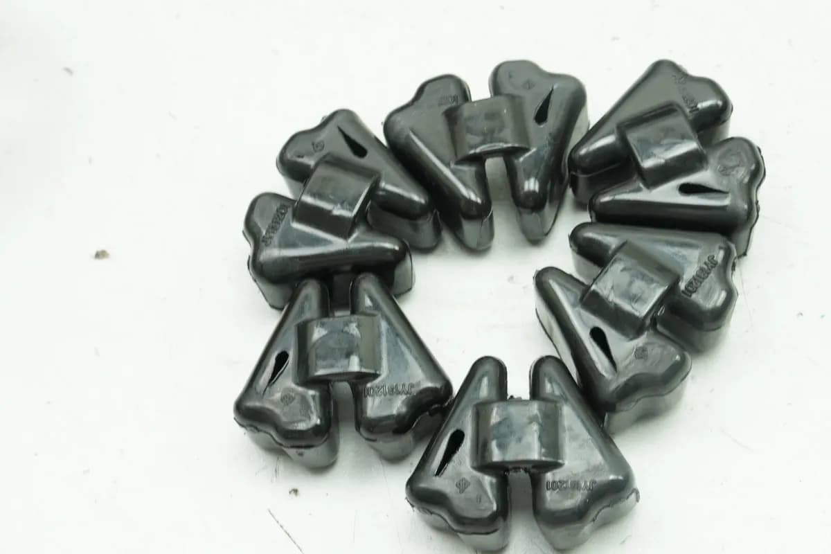 HUSQVARNA Vitpilen HQV 401 Ruckdämpfer Gummis Dämpfergummi für Felge NUR 6897 km