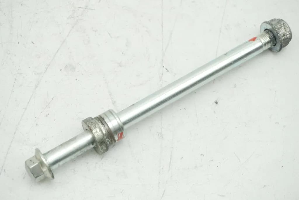 HONDA NSC 50 WH AF72 VISION STECKACHSE VORN ACHSE DISTANZHÜLSE (für Felge)