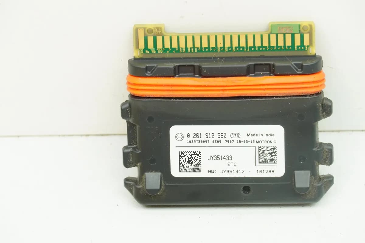 HUSQVARNA Vitpilen HQV 401 CDI Zündbox Steuerteil Steuergerät ECU NUR 6897 km