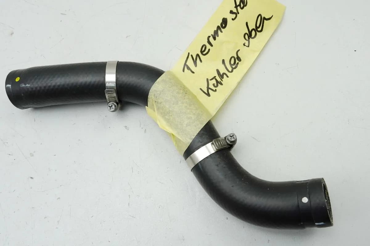 HONDA CBF 1000 FA SC64 Kühlerschlauch Thermostat Einfüllstutzen - Kühler oben