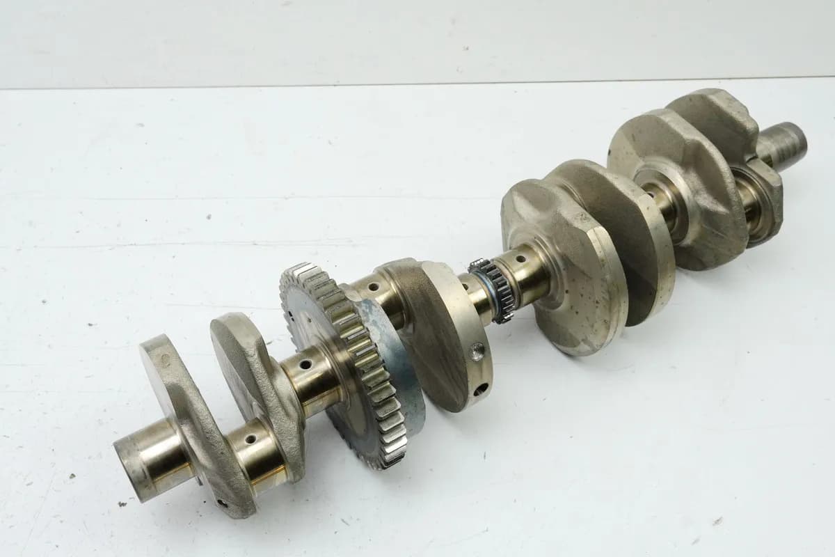 SUZUKI GSX 750 AE INAZUMA Kurbelwelle Crankshaft (für Motor)