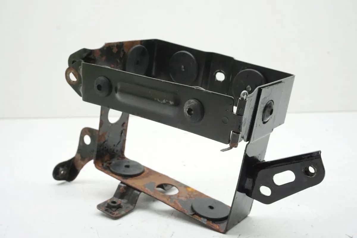 HONDA GL 500 PC02 SILVER WING Batteriekasten Batteriefach Halter Batterie