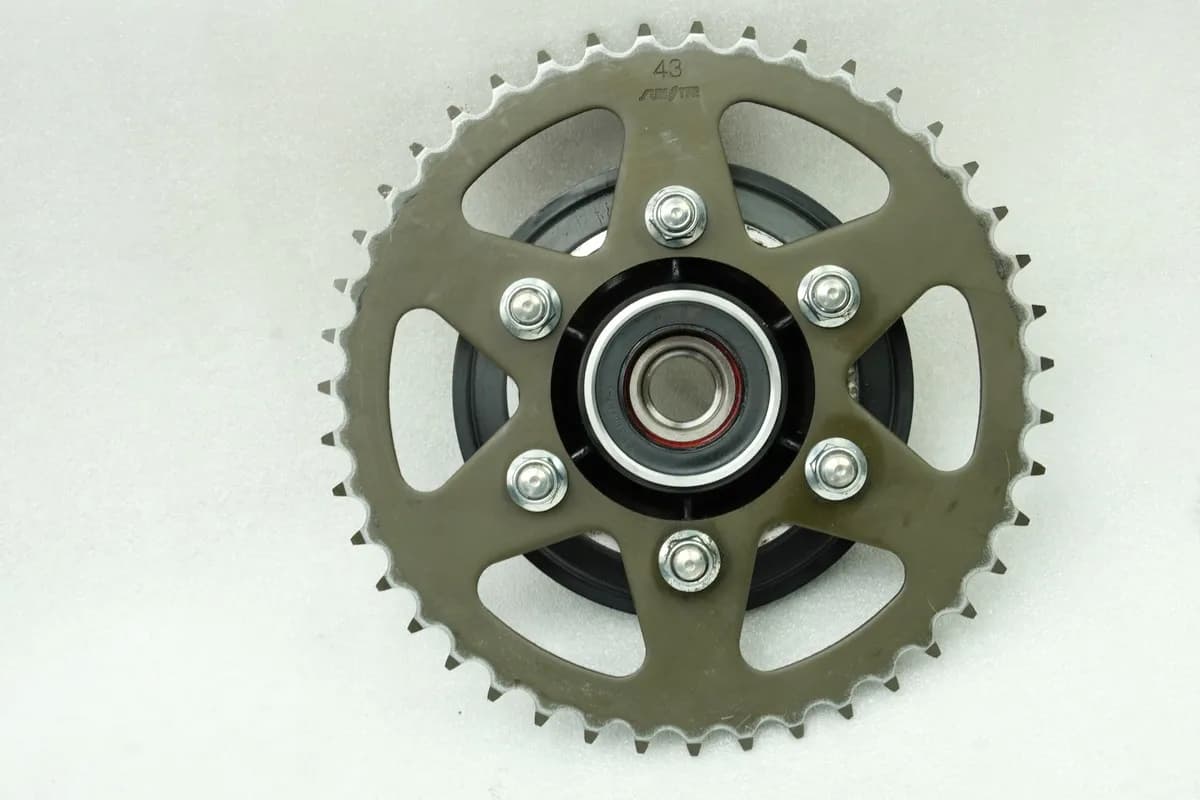 KAWASAKI Z 750 ZR750J Kettenradträger Aufnahme Kettenrad (für Felge) 04-06