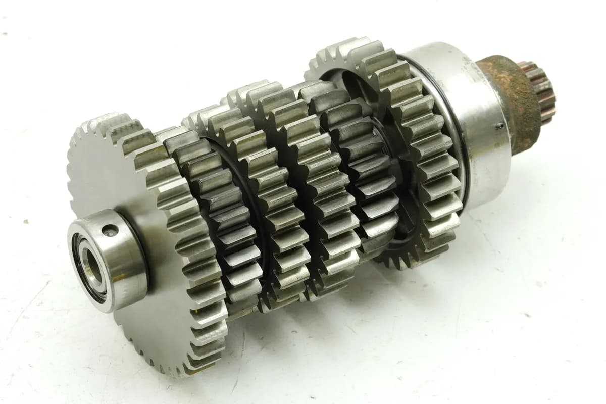 HONDA CBR 1100 XX SC35 Nebenwelle Getriebe Ausgang Ausgangswelle 23220-MAT-E00