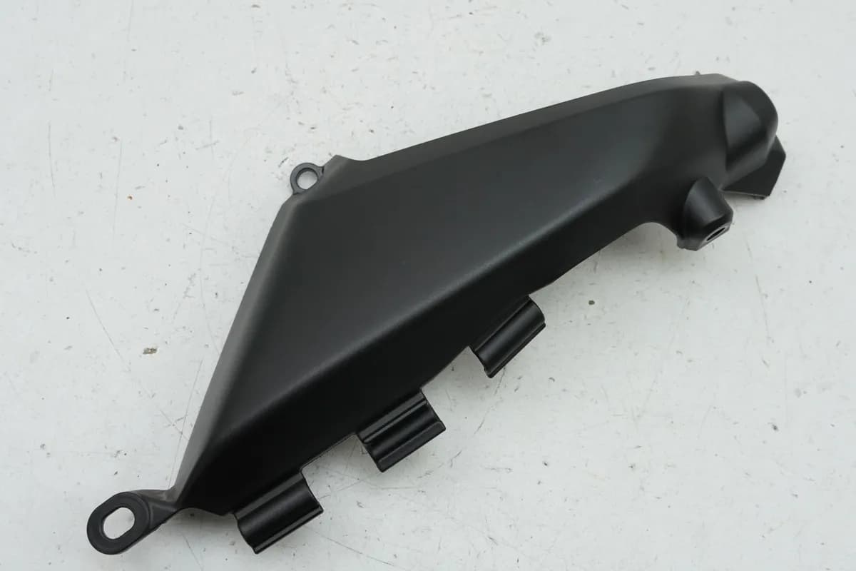 DUCATI MONSTER 696 ABS M5 Verkleidung Rahmen links vorn Abdeckung NUR 1626 km