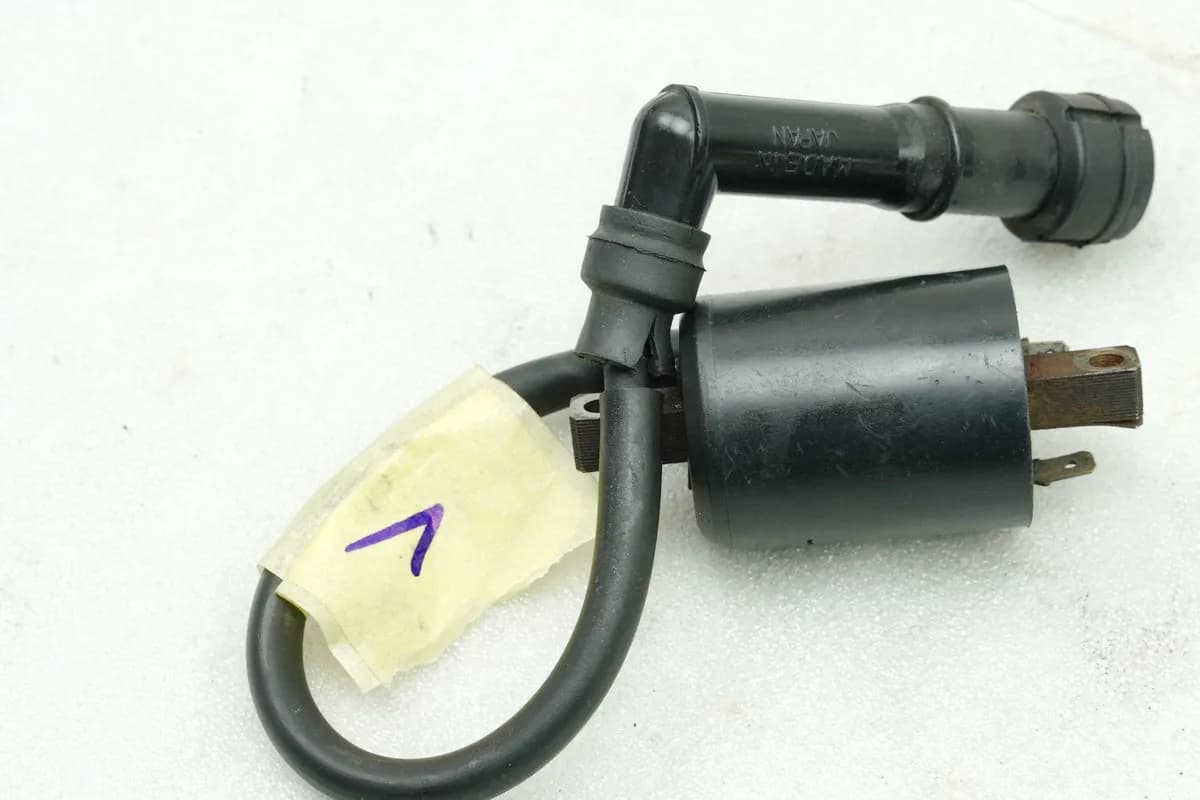 YAMAHA XV 535 VIRAGO Zündspule für Zylinder 1 vorn Zündkerzenstecker Ignition