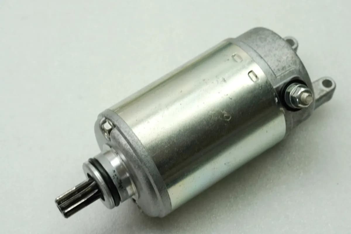 KAWASAKI Z 750 ZR750J Anlasser Denso original Starter für Motor 14616 km 04-06