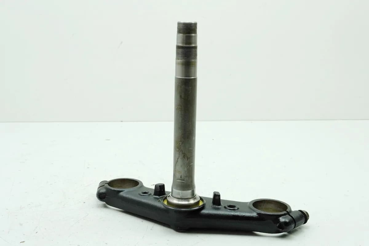 HONDA CBR 1100 XX SC35 Gabelbrücke unten (für Gabel Gabelholm Standrohr)