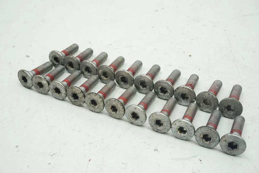 KAWASAKI VN 1500 CLASSIC TOURER VNT 50G Schrauben für Bremsscheiben Schraube