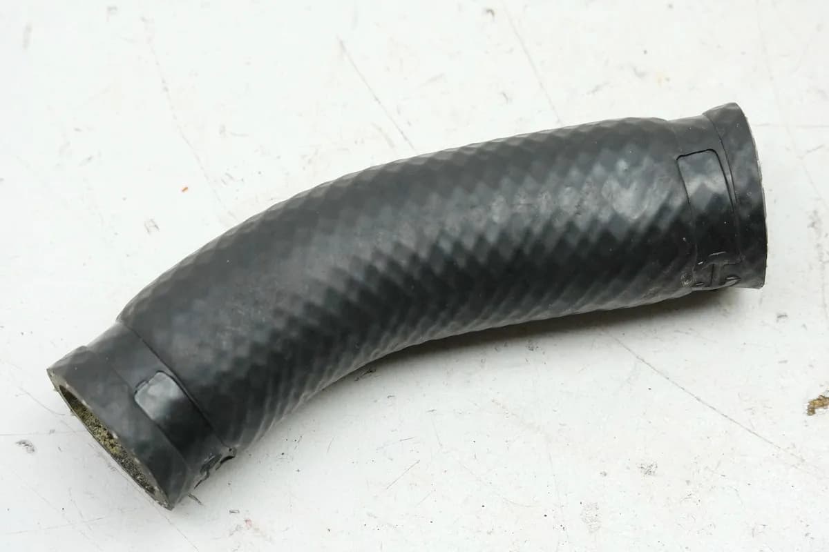 KAWASAKI VN 750 A-D Vulkan Twin Kühlerschlauch Kühler --> Thermostat Schlauch