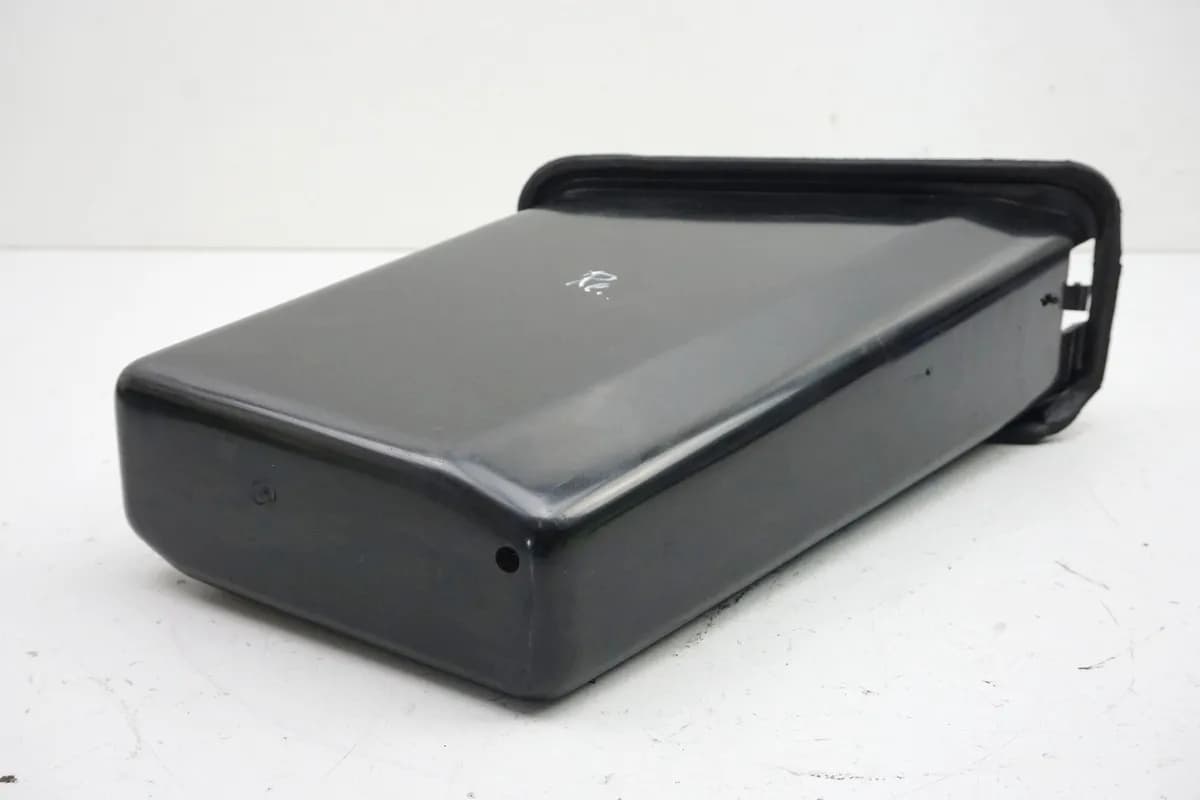 HONDA GL 500 PC02 SILVER WING Staufach rechts Staubox Ablagefach Box