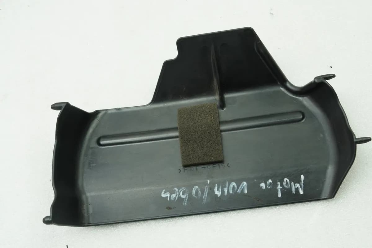 KAWASAKI Z 750 ZR750J Abdeckung Motor vorn Cover Deckel Blende Verkleidung 04-06