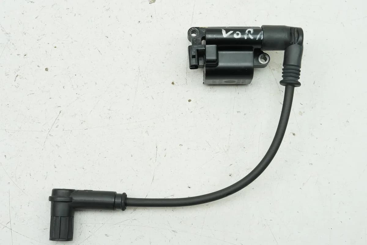 DUCATI MONSTER 696 ABS M5 Zündspule vorn Zündkerzenstecker Zündkabel NUR 1626 km