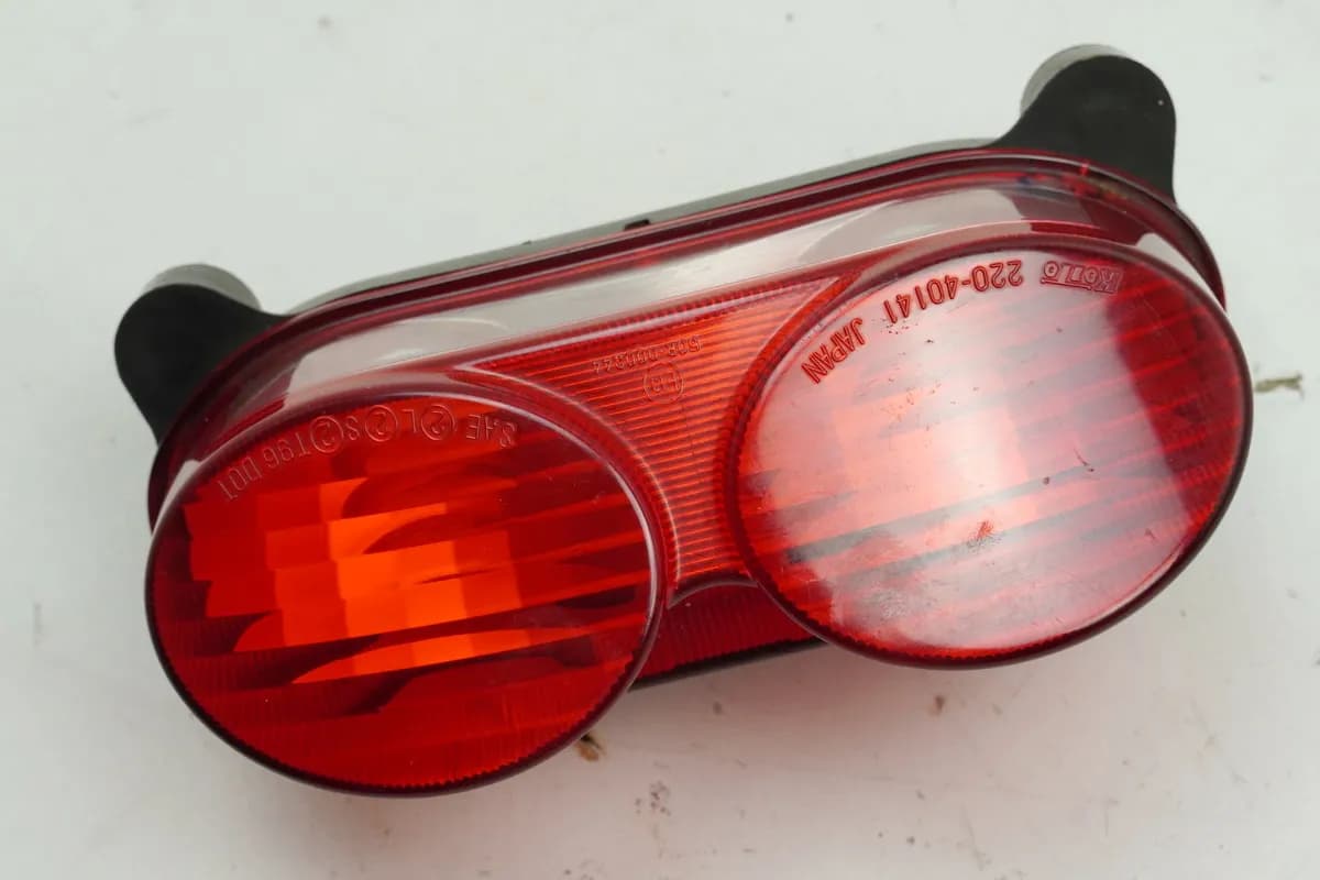 KAWASAKI ZX-6R ZX600J ZX600G 636 A Rücklicht II Rückleute original 98-02