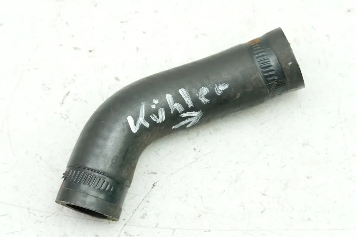 YAMAHA MT 125 A RE11 (RE29) Kühlerschlauch Kühler --> Wasserpumpe