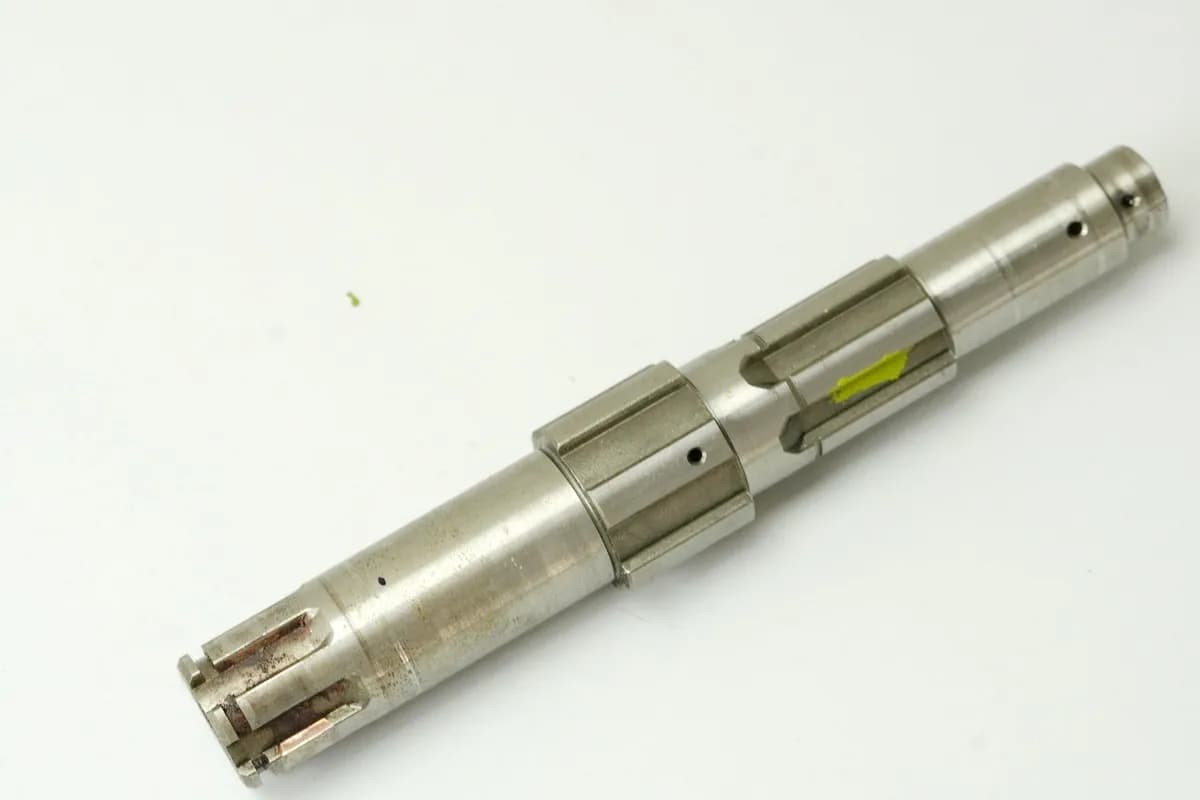 HONDA XBR 500 PC15 Getriebewelle Nebenwelle (für Getriebe Motor)