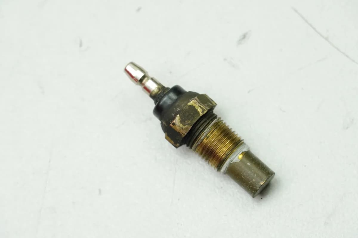 HONDA XL 600 PD06 TRANSALP Temperaturfühler Sensor Wasser Wassertemperatursensor