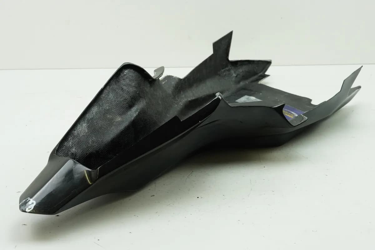Yamaha YZF R1 RN32 Underseat Cover Heckverkleidung Motorrad Stecki Höcker