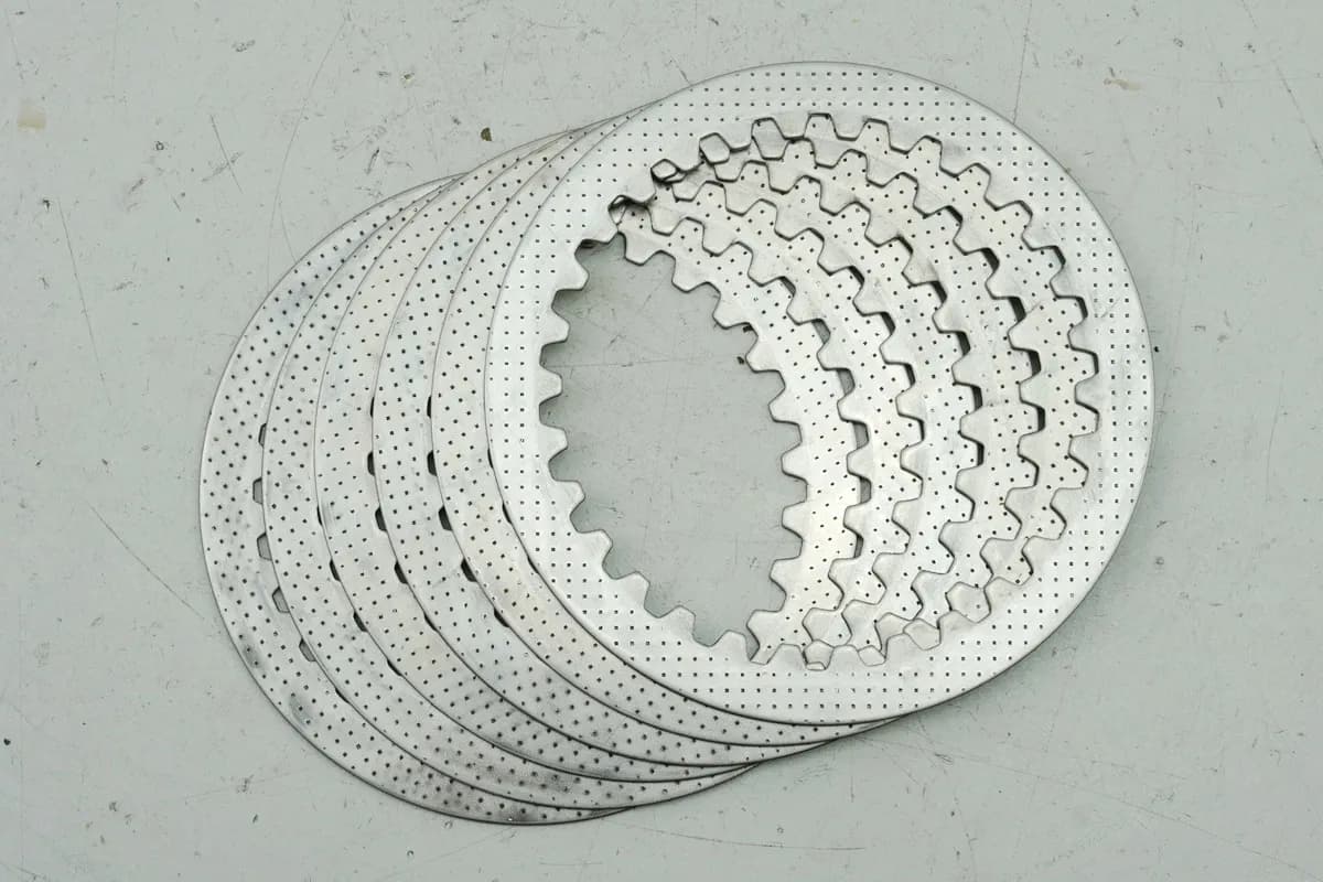 HONDA CBR 1100 XX SC35 Stahlscheiben für Kupplung Metallscheiben Kupplung