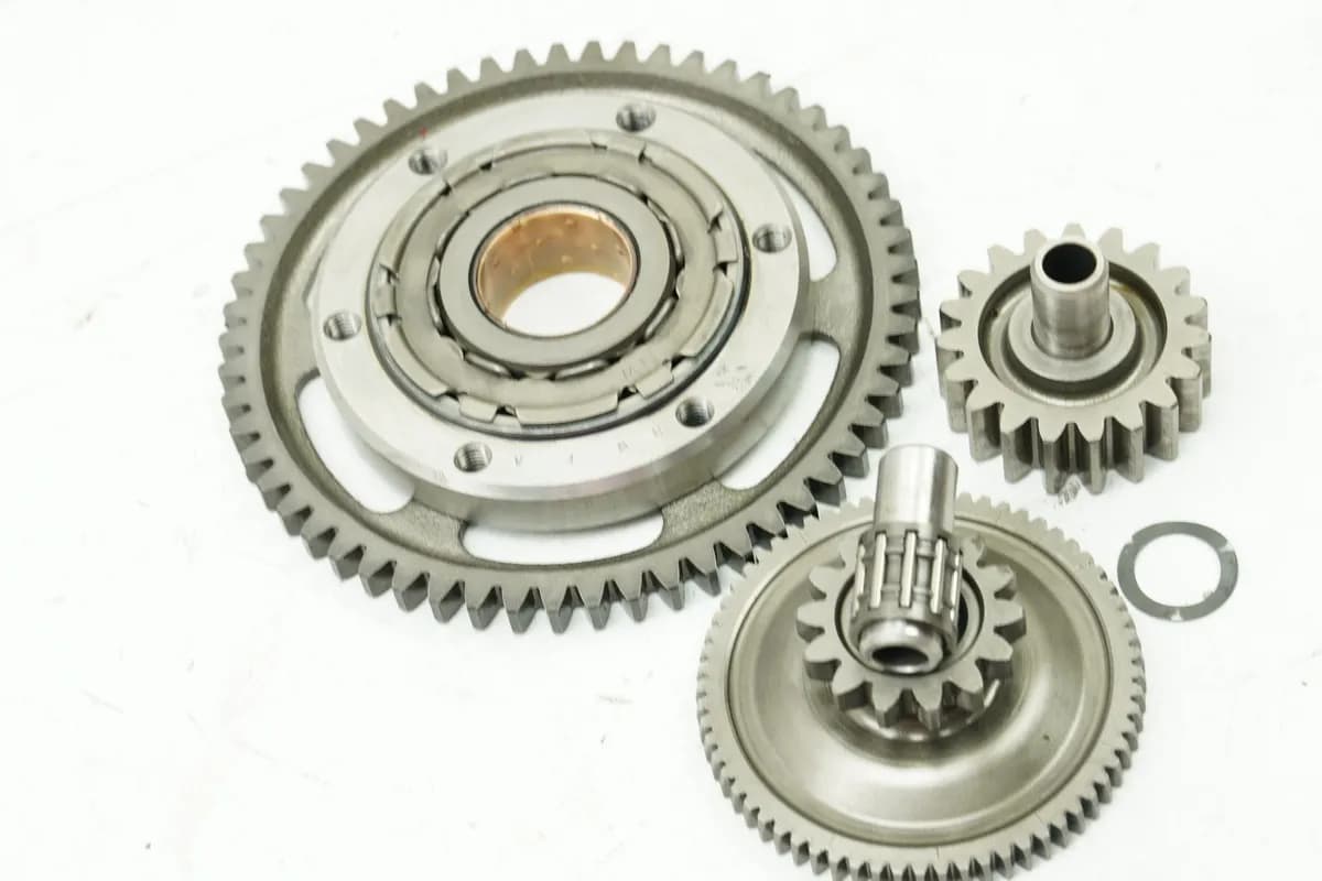 SUZUKI GSX-R 750 WVCW K8 K9 L0 600 Anlasserfreilauf Zahnrad Anlasser (für Motor)