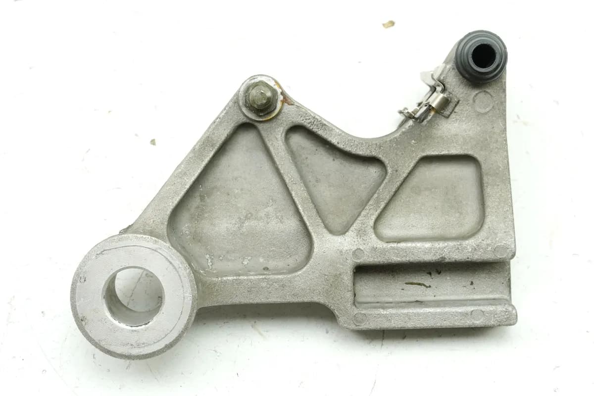 HONDA CBR 1100 XX SC35 Ankerplatte Bremssattel hinten Halter Bremsankerplatte
