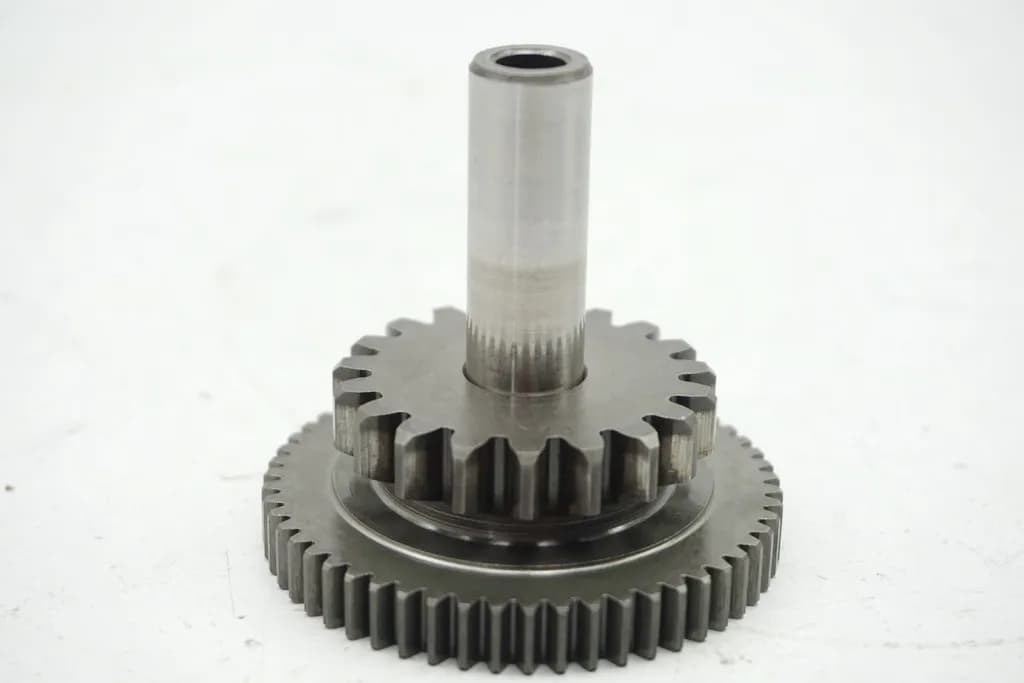 SUZUKI GS 500 E GM51B Zahnrad Anlasser Reduktion Zwischenrad (für Motor)