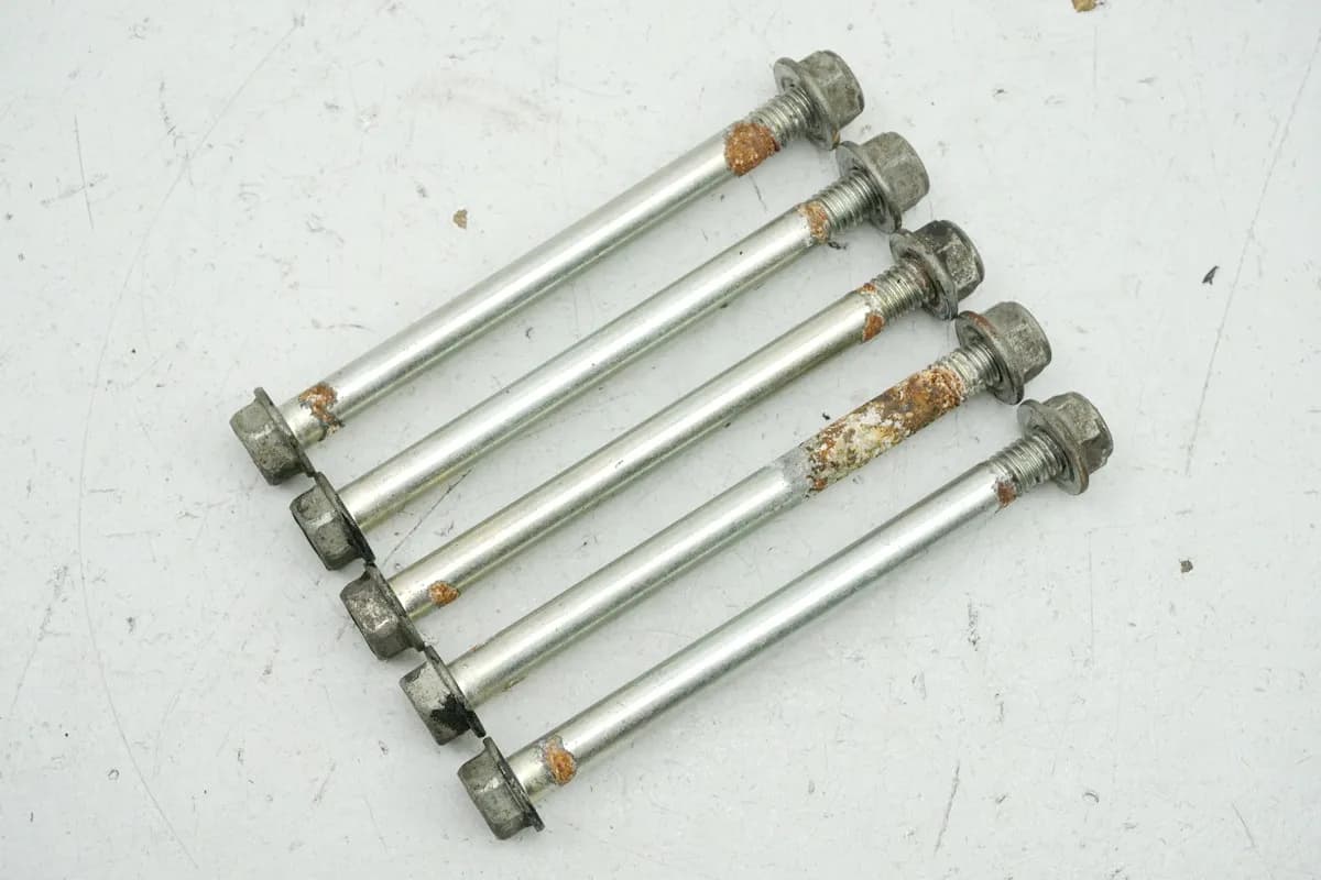 HONDA GL 500 PC02 SILVER WING Schrauben Bremsscheiben vorn