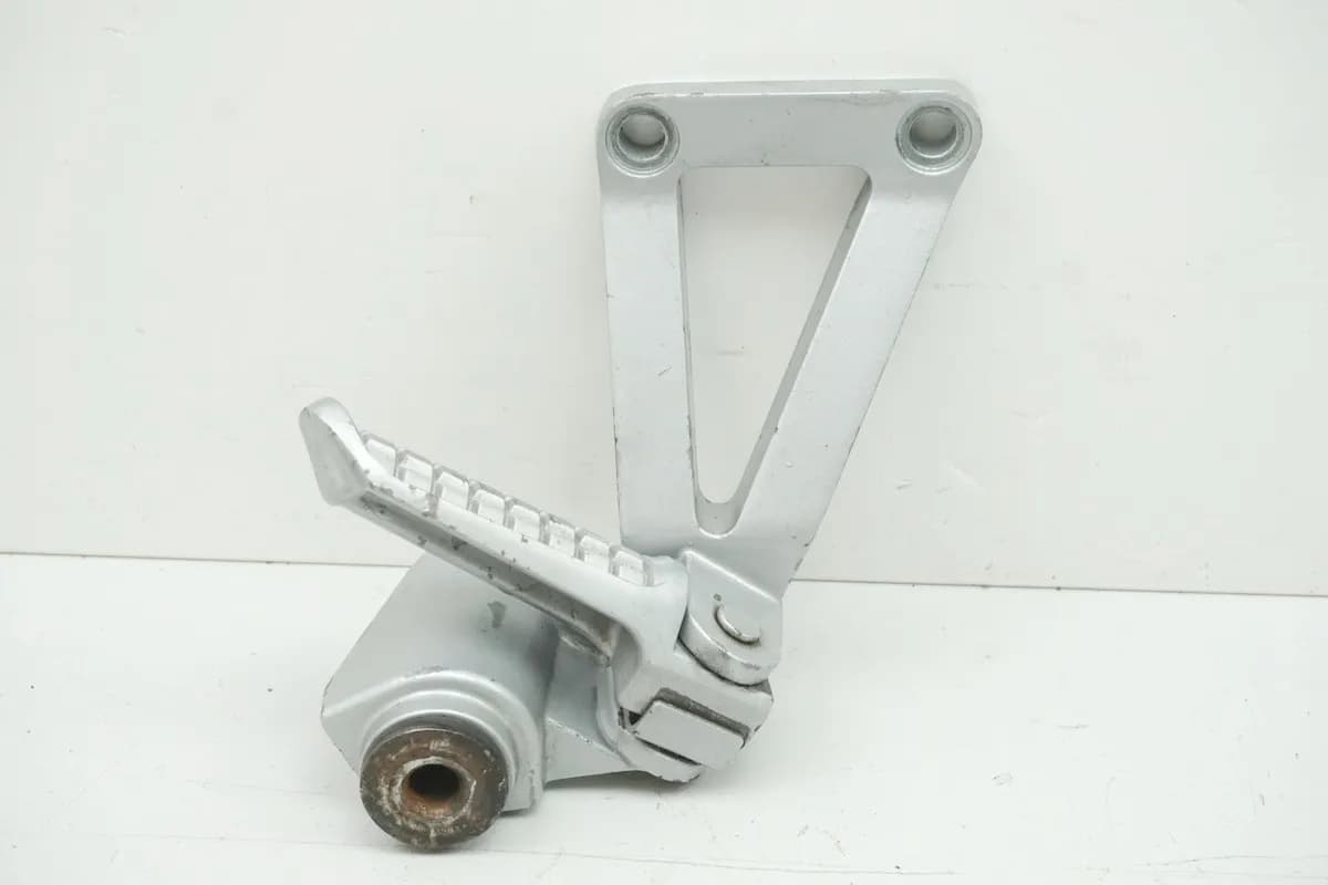 KAWASAKI ZX-9R ZX900B Fußrastenanlage Sozius rechts Halter Fußraste Halteplatte