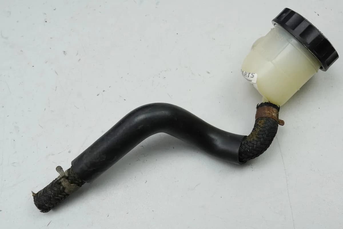 HONDA VFR 800 RC46 Bremsflüssigkeitsbehälter hinten (für Fußbremszylinder)