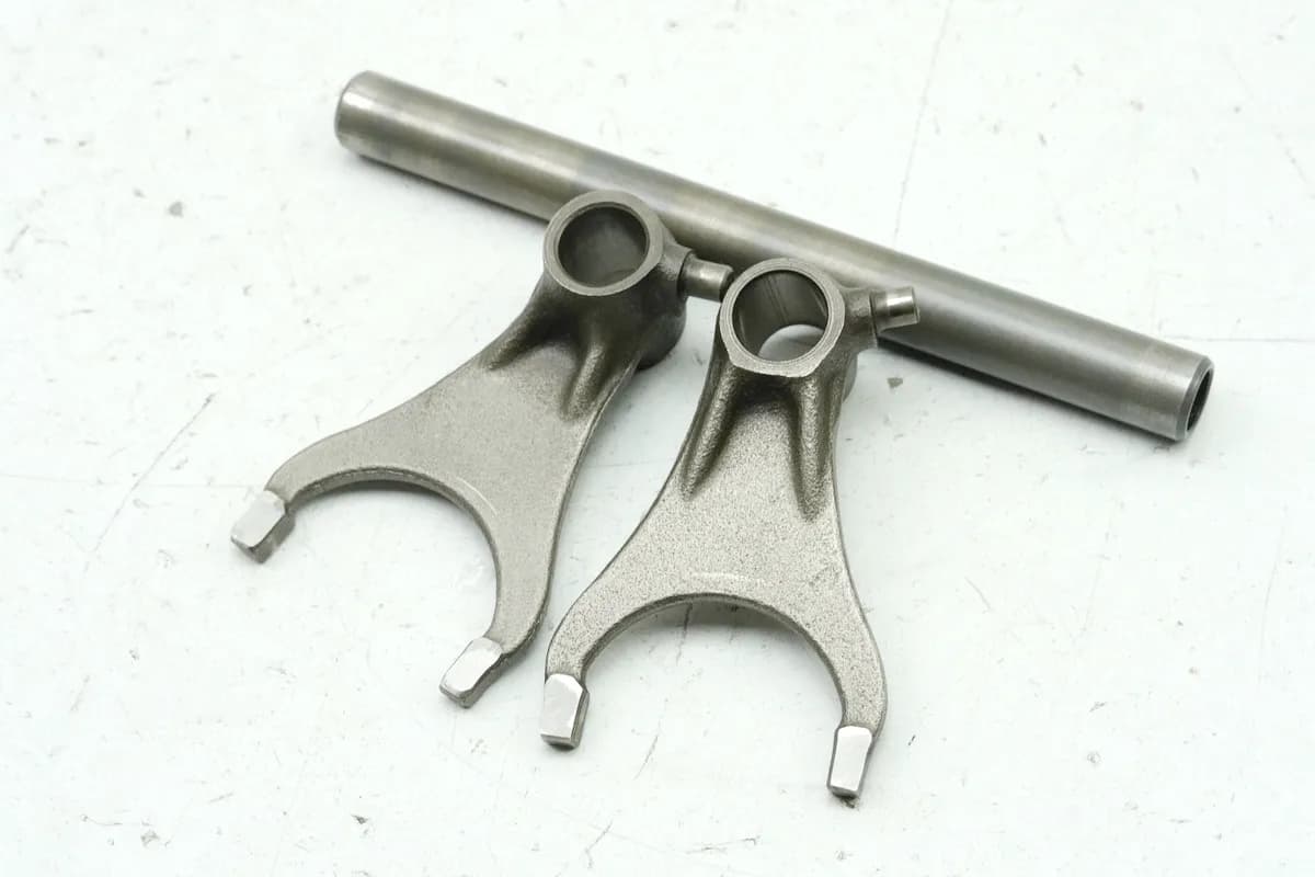 SUZUKI VS 1400 VX51L INTRUDER Schaltklauen Schaltgabeln (für Getriebe Motor)