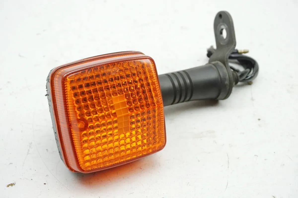 YAMAHA SR 125 10F Blinker links hinten Turn Signal