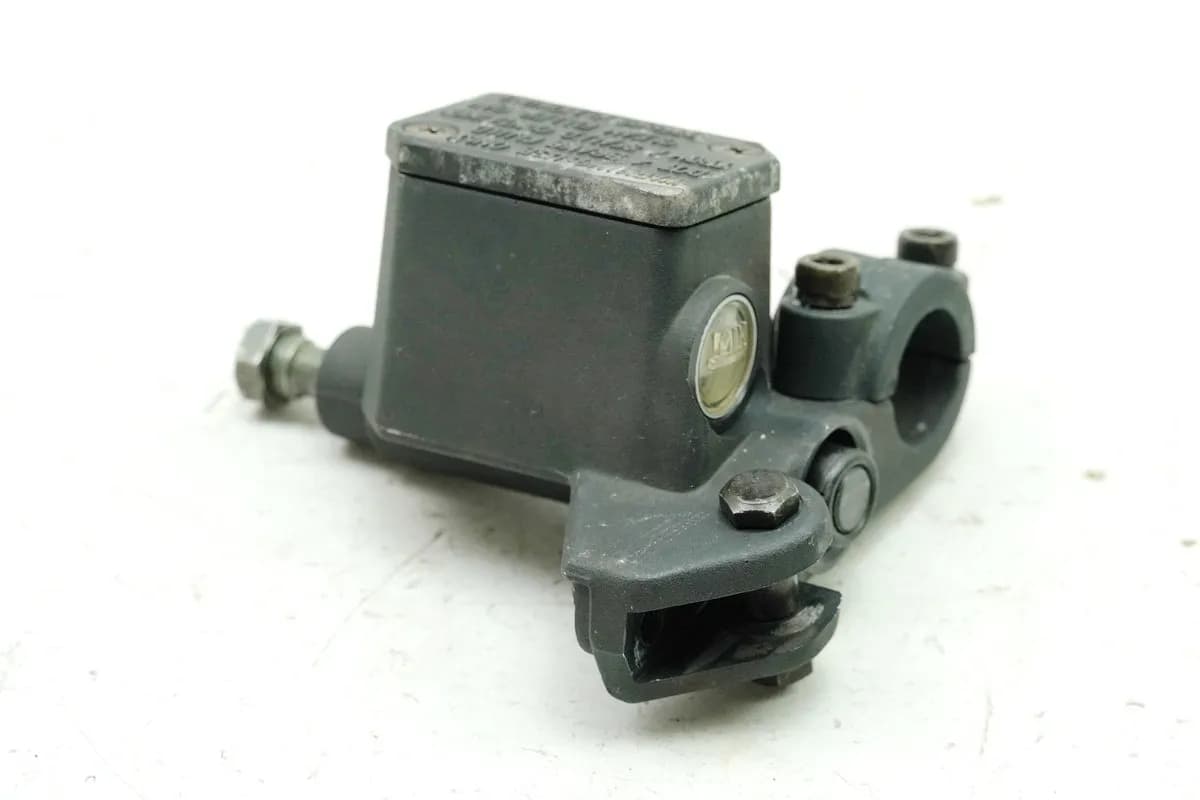 APRILIA SR 50 ZD4TEA Bremszylinder links Bremspumpe original 15393 km