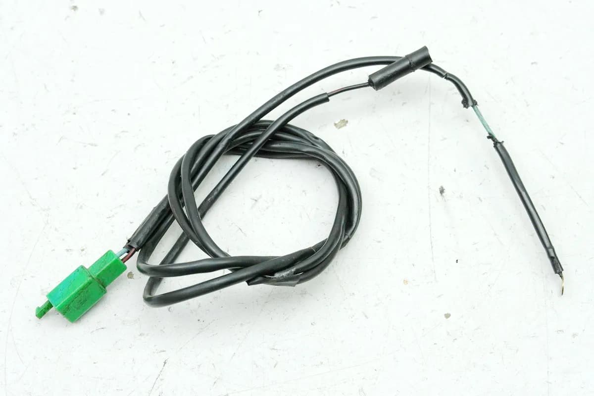 YAMAHA FZS 600 RJ02 FAZER Kabel für Neutralschalter Öldruckschalter Kabelstrang