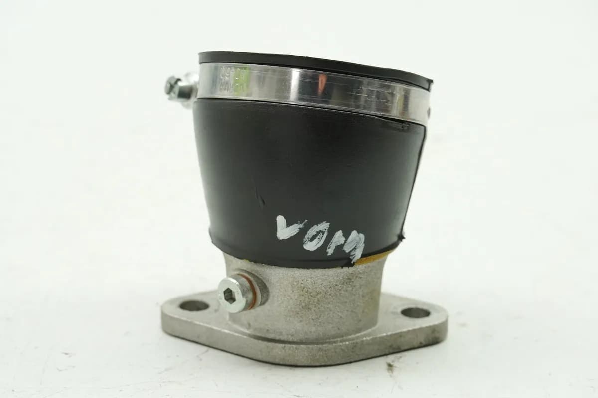 DUCATI MONSTER 696 ABS M5 Ansaugstutzen vorn Gummi (für Motor) NUR 1626 km