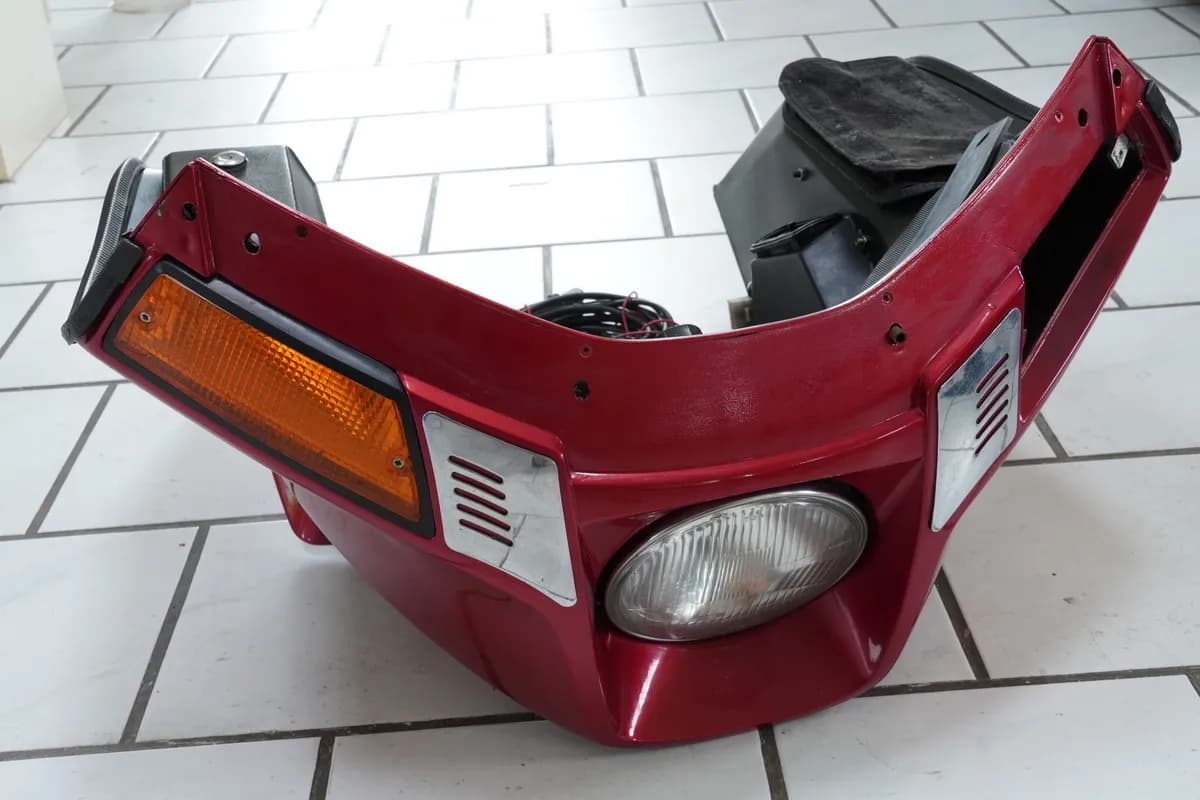 HONDA GL 500 PC02 SILVER WING Frontverkleidung Scheinwerfer Blinker Kanzel Maske