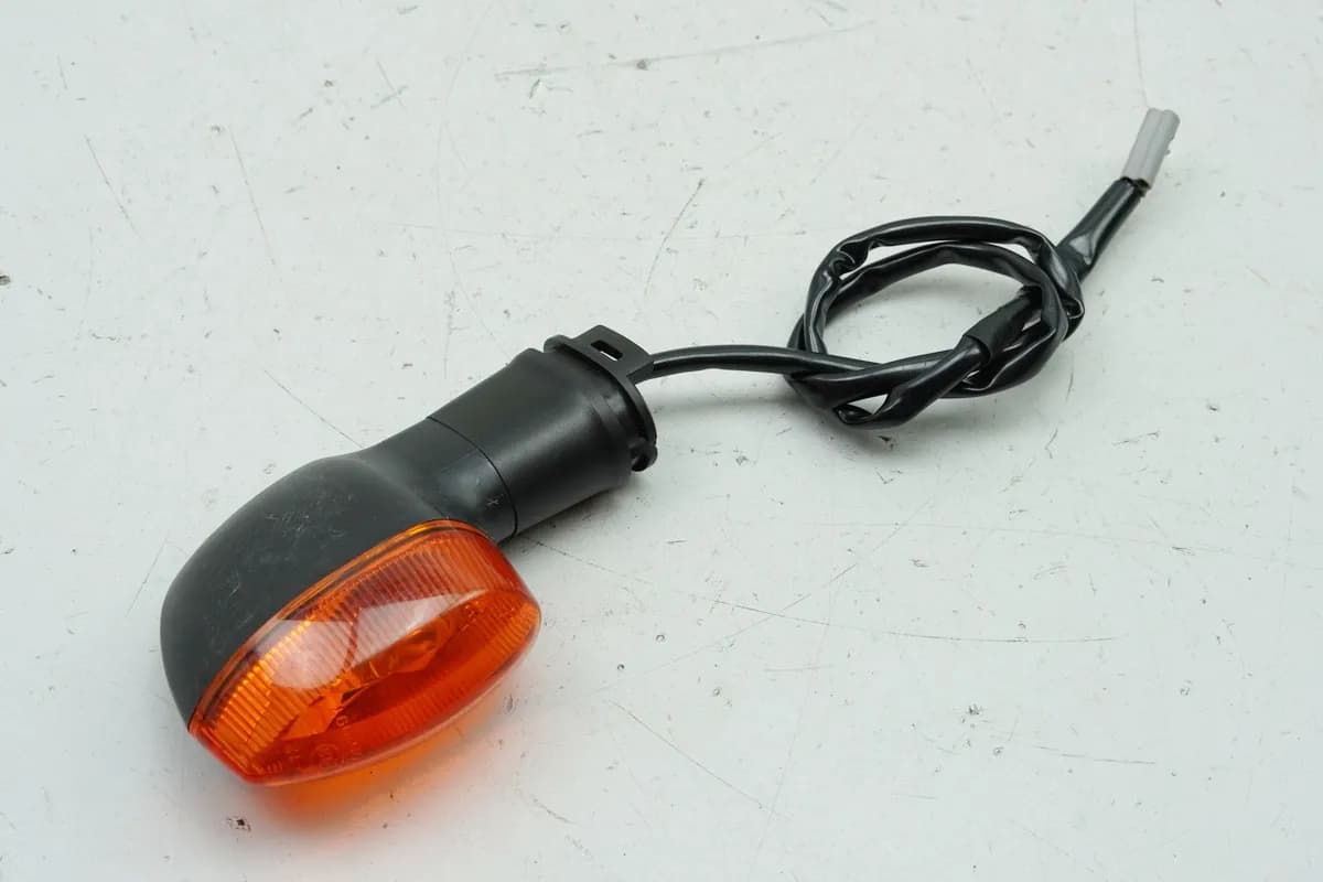 YAMAHA YZF R6 RJ15 Blinker links hinten original Turn Signal 2C0-83330-00-00