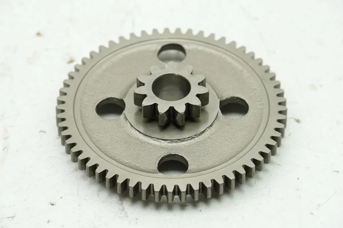 DUCATI MONSTER 696 ABS M5 Zahnrad Anlasser Reduktion Zwischenrad NUR 1626 km