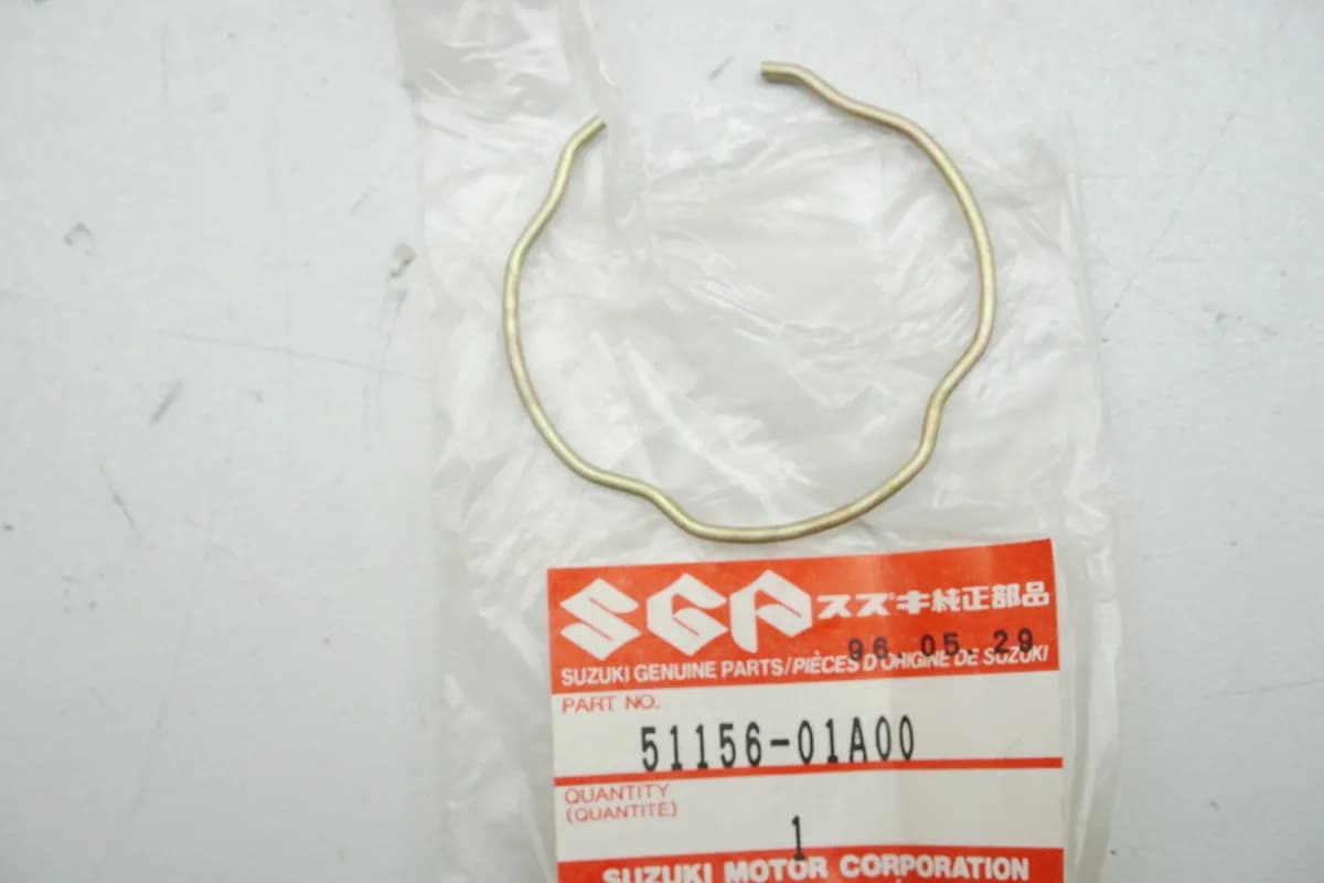 Suzuki Sicherungsring Tauchrohr oben 51156-01A00 DR GS GSX RM SV TS - NEU